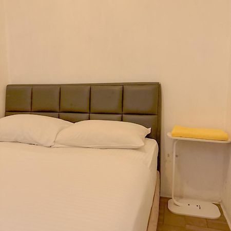 Tonight Hotel George Town Bagian luar foto